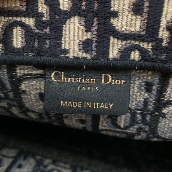 Christian Dior Book Tote Oblique Canvas - Picture 4 of 9